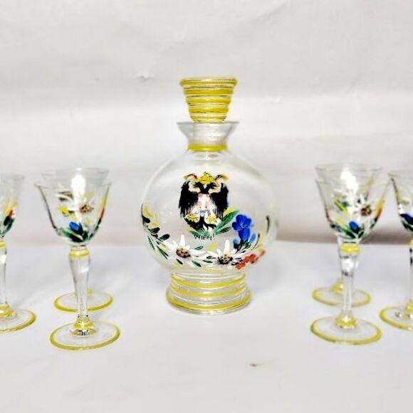 Vienna Wein! Liquor Decanter 6-1 Ounce Cordial Glasses Double Headed Eagle Crest - Picture 3 of 3